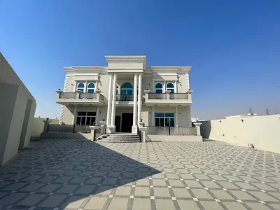 LUXURY 5 MASTER BR VILLA |MAJLISES | SPACIOUS HALL