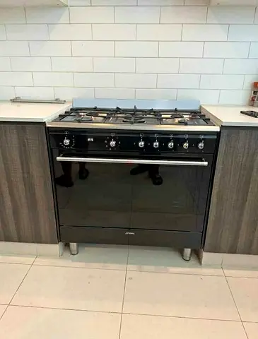 Smeg cooker top gas oven electric 90x60cm for sale