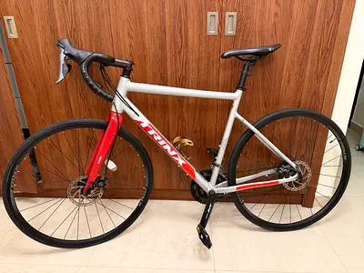 Trinx Road/Gravel Bike - Lightweight Frame with Drop Bars, Disc Brakes