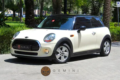 MINI Hatch Cooper 1.5 Turbo Chili Pack 2016 SUPERB CONDITION