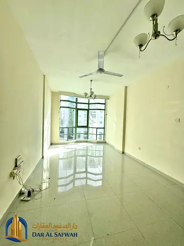 DEAL OFF THE DAY ** LUXURIE 2HK WITH BALCONY CLOSE HALL ** JUST 37k ONLY FOR FAMILY