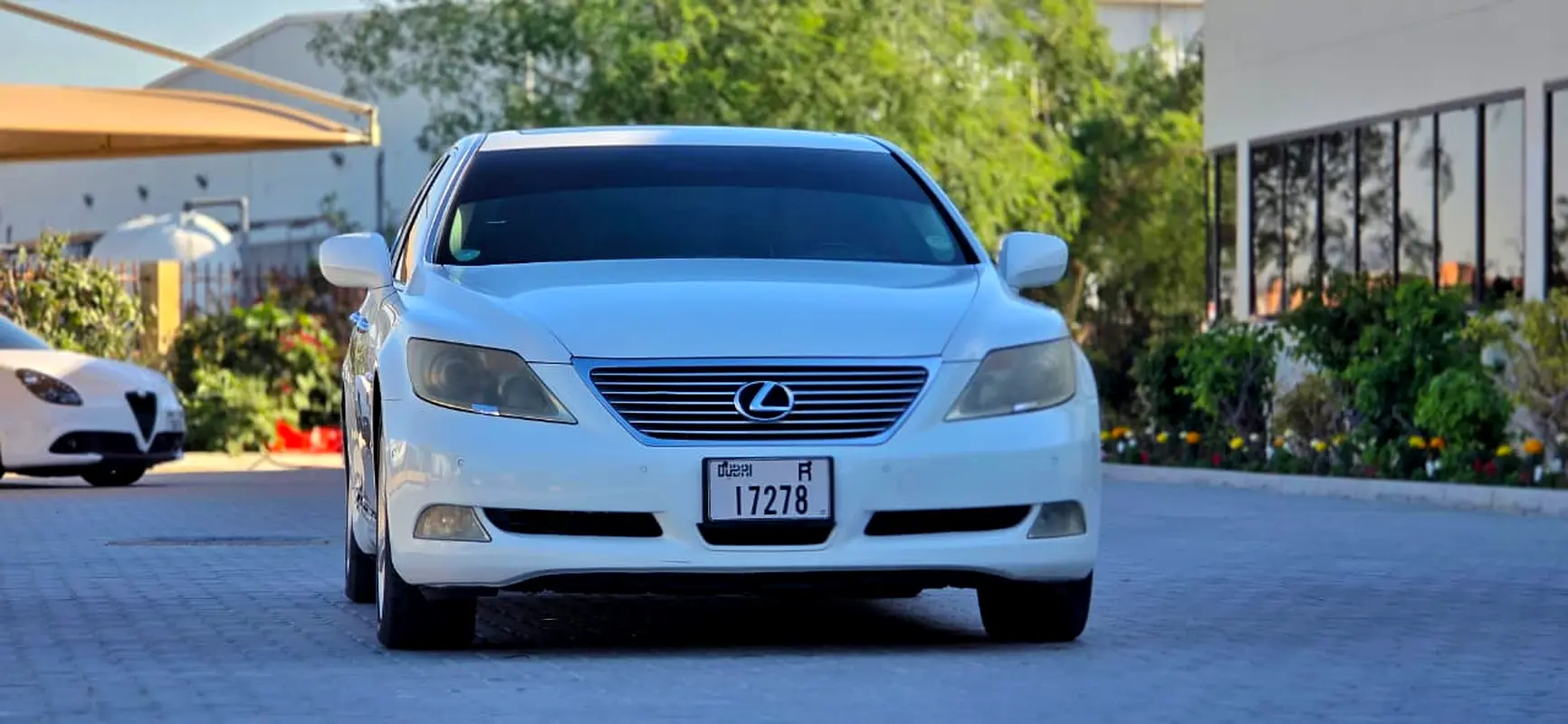 Lexus LS-Series 2007 — photo 1 of 5