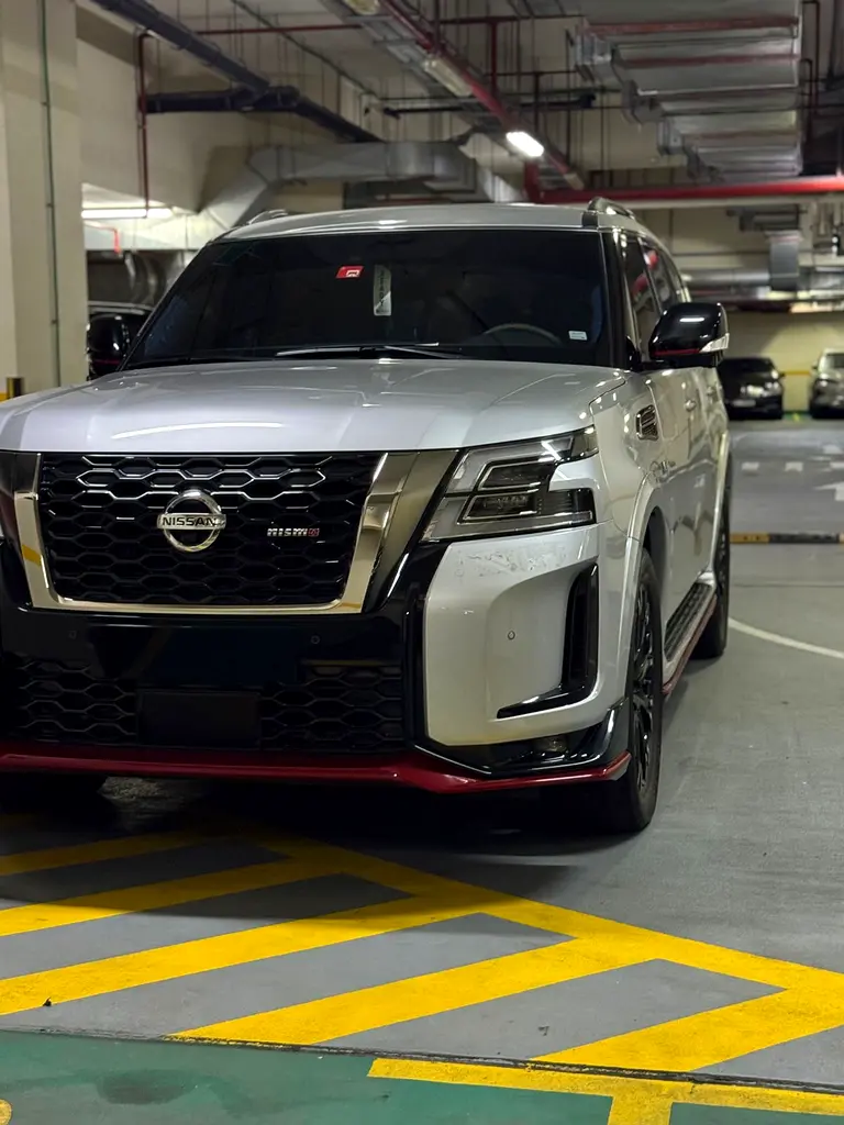 Nissan Patrol 2021 — photo 1 of 14
