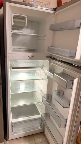 Well-kept Top Freezer Refrigerator — Good Condition, Spacious