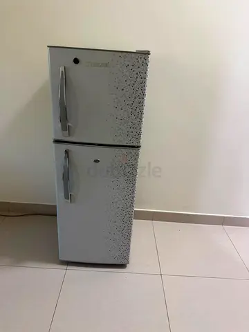ثلاجة