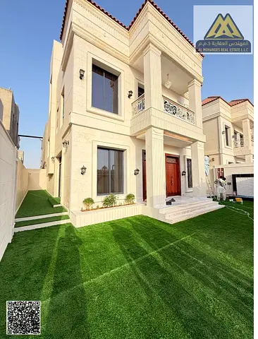 Master Bedrooms | Majlis | Maid’s Room | Private Yard | Living Hall | Spacious Layout