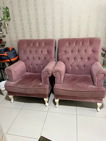 Free pair of arm chairs