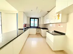 0% Commission Chiller AC Free || Near Burjman Metro || Spacious 3BR || Prime Location