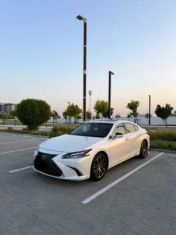 Lexus ES 350 prestige 2023 GCC Specs
