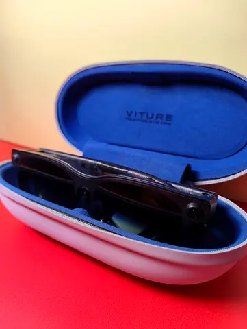 Viture Luma Ultra AR/VR Glasses Brand New