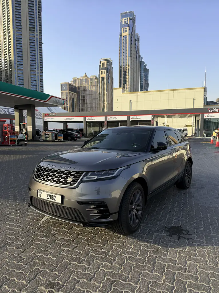 Land Rover Range Rover Velar 2018 — photo 1 of 6