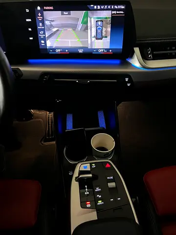 2024 BMW IX1 缩略图 17