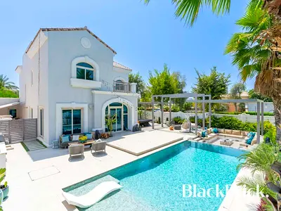 Show Home Finish | Park Backing | Private Pool