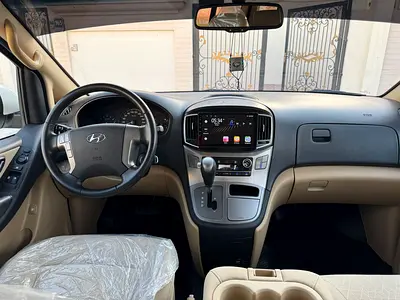 Hyundai H1 GLS 2021 Korean Specs - Excellent Condition