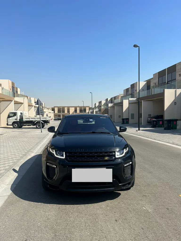 Land Rover Range Rover Evoque 2018 — photo 1 of 9