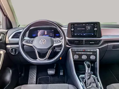 صورة 9 لـ 2022 Volkswagen T-ROC