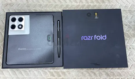 Motorala Razr Fold 16/512GB white color