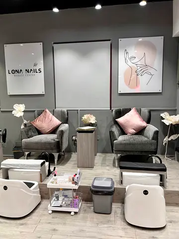 Ladies beauty salon