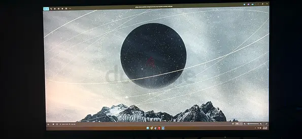 27-inch QLED Computer Monitor - New Condition with warranty