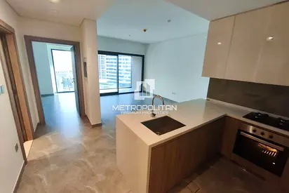 Spacious 1BR | Ready to Move in | Canal View
