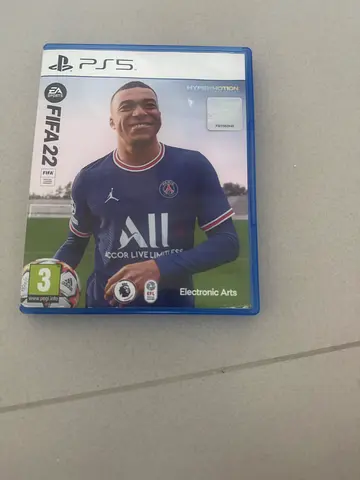 FIFA 22 (PlayStation 5) - Good Condition