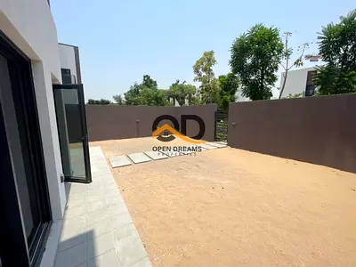 Luxury | Spacious | 3BHK Semi detached townhouse available for rent in Sarab community, Aljada!!!