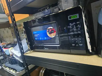 Midea 20L Microwave Oven - Black, Digital Controls, Compact