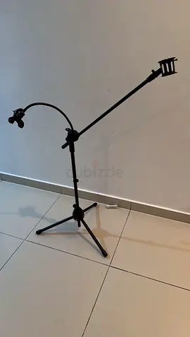 Microphone stand