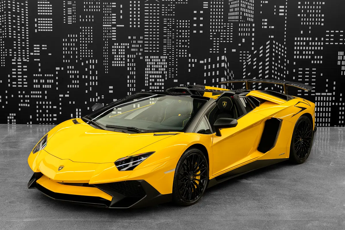 Lamborghini Aventador 2016 — photo 1 of 20