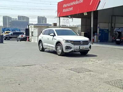 AED 1297/month | 2018 Volkswagen Touareg Trendline | GCC Specs | Ref#490280