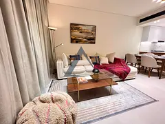 Multiple Cheques | Spacious | Chiller free | Near Circle Mall