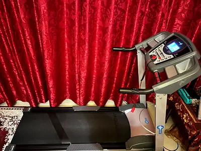 Jaguar V4 Treadmill - Compact Running Machine, light use   Condition