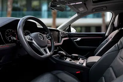 صورة 9 لـ 2020 Volkswagen TOUAREG