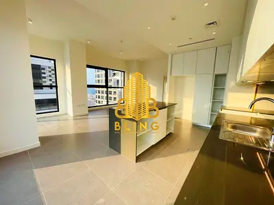 Alluring 1 Master Bedroom With Basement Parking & All Amenities