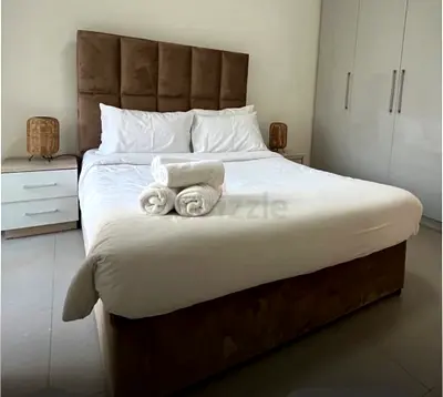 Bed queen with Matress