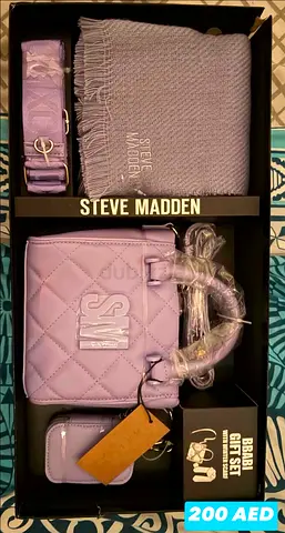 Steve Madden lilac handbag set with strap and wallet - like new