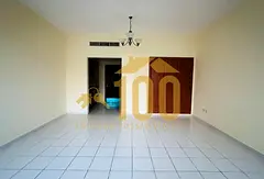 Studio | With Spacious Layout | Fitted Kitchen