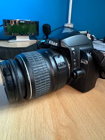 Nikon D40 DSLR with 18-55mm kit lens - used, perfect condition