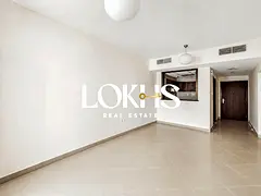 EXCLUSIVE | LAKE VIEW | AVAILABLE AUG 1ST
