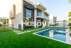 Near Lagoon | Private Pool | Contemporary