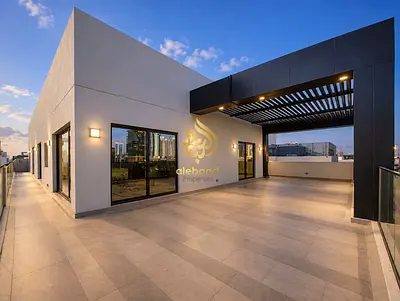 Sky Villa | Luxurious 3 BR+Maids | Top Floor