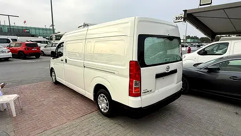 2020 Toyota HIACE — фото 7