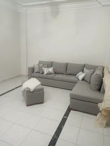 High Quality Corner Sofa For Sale. 4 Seater Sofa With High Backs. Delivery All UAE