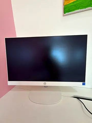 HP All-in-One Monitor - 24-inch, White