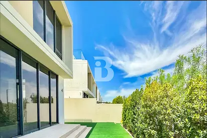 Exclusive | Private rooftop | Negotiable