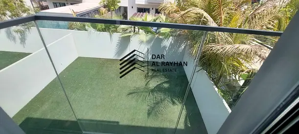 Premium 3 Bedrooms unit /well maintained / Prime Location/ Best Investment