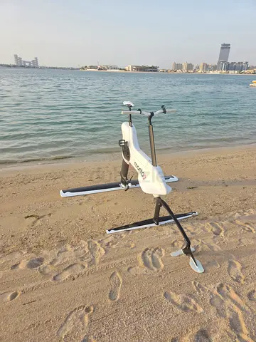 Manta5 hydrofoil bike