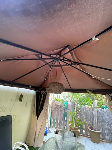 Large Outdoor Patio Cantilever Umbrella - Used, Good Condition 3mX3 meter