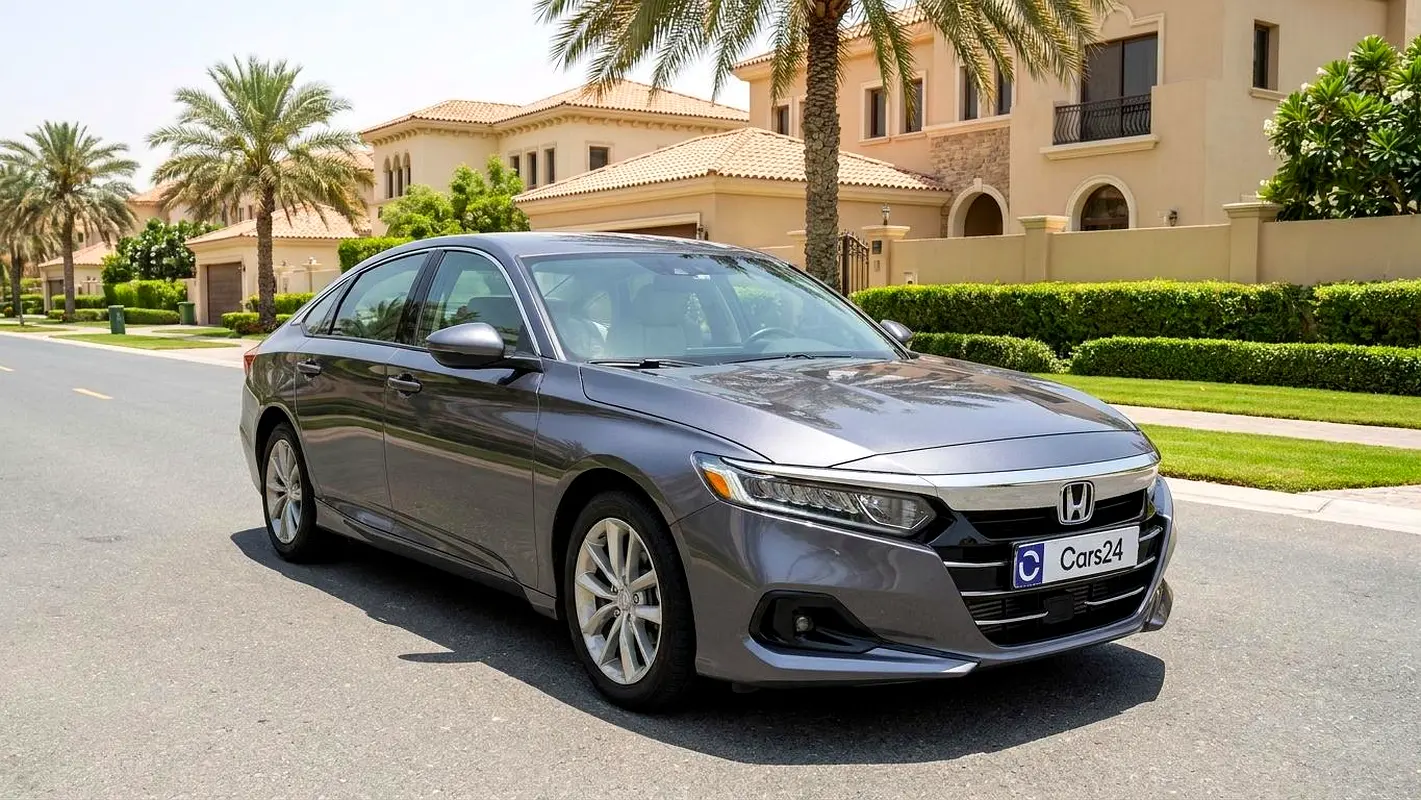 Honda Accord 2022 — photo 1 of 13