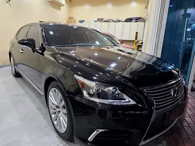 2016 Lexus LS-SERIES — миниатюра 4